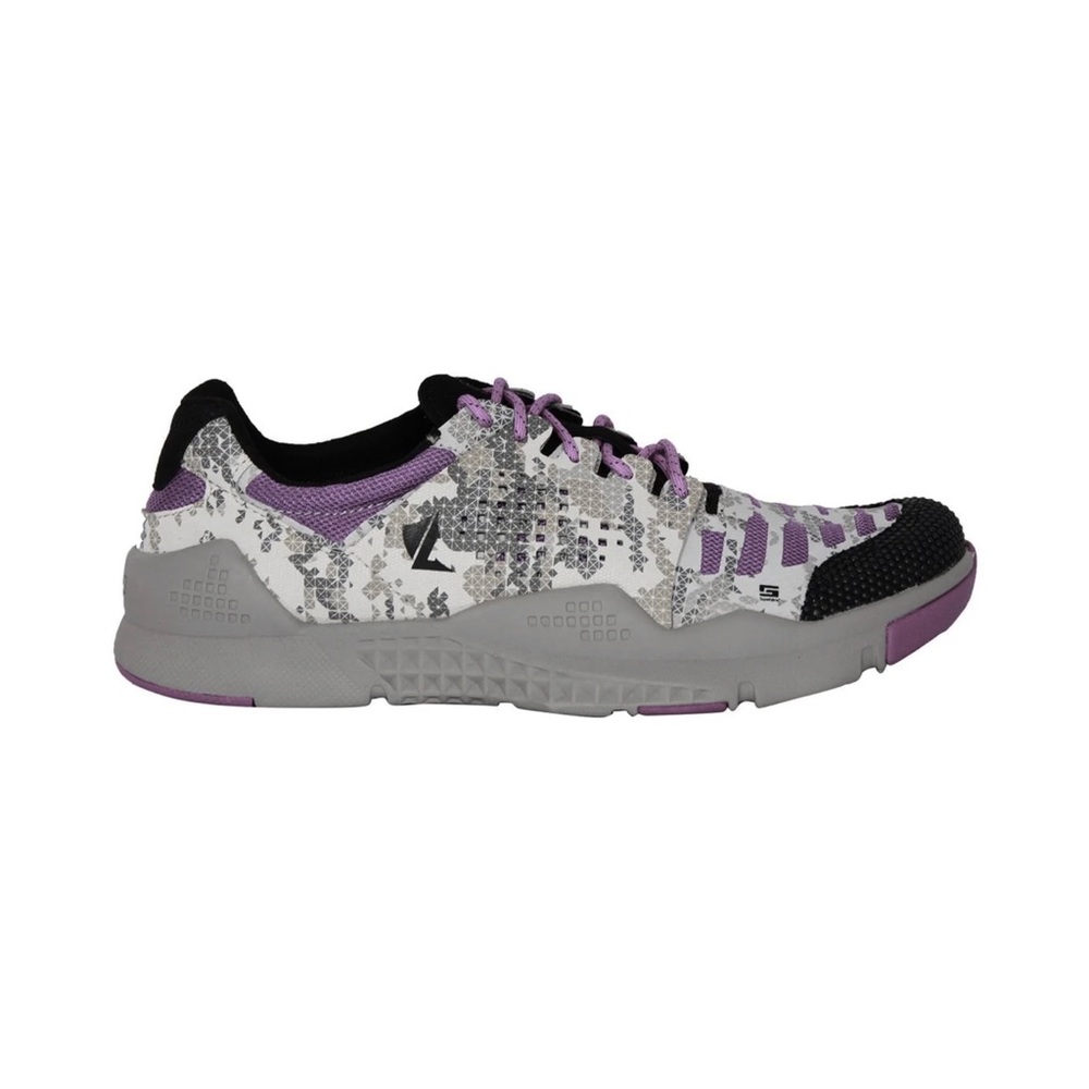 LALO bloodbird training shoe